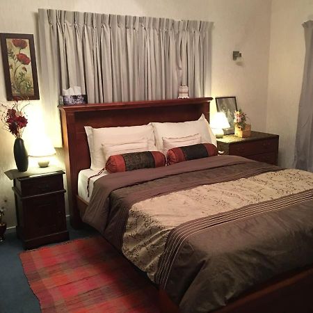 A Cozy Room With It'S Own Privacy Upper Hutt Luaran gambar